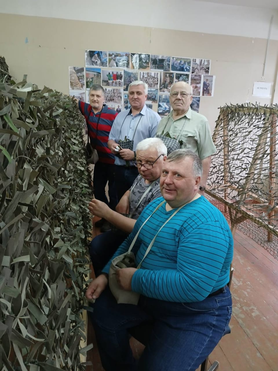 Сотрудники Восточно-Сибирского ТО ГМРН оказывают помощь бойцам